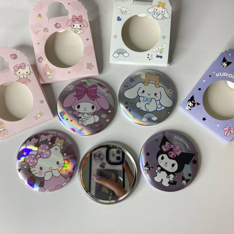 آینه جیبی سانریو