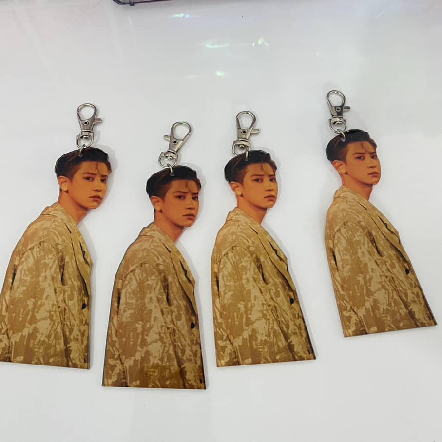 آویز پلکسی چانیول