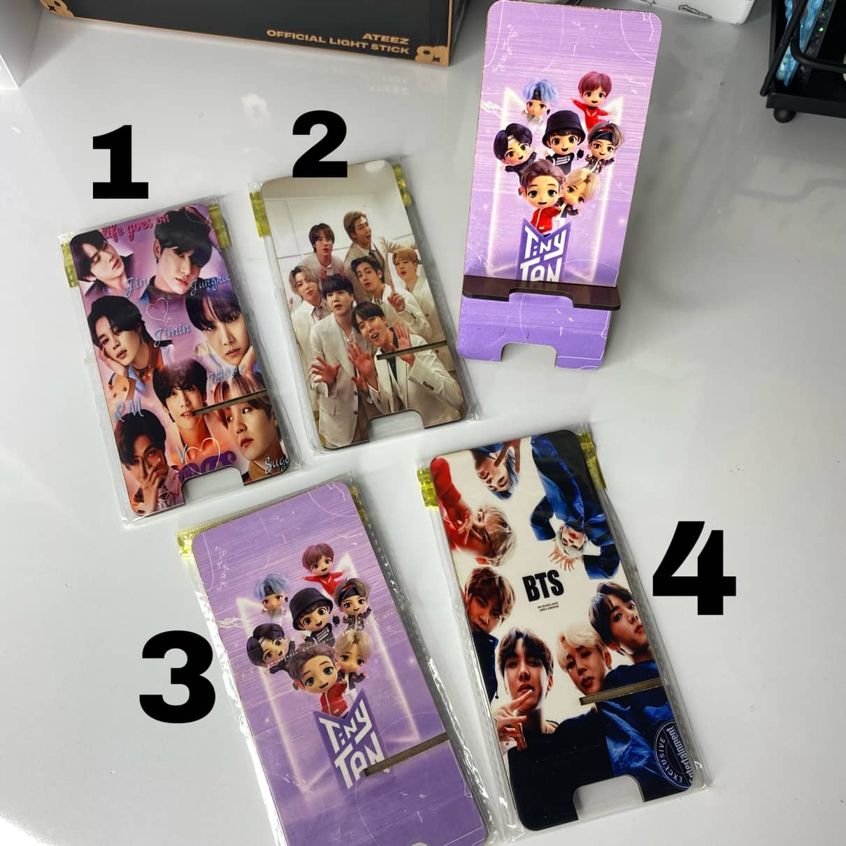 استند گوشی bts