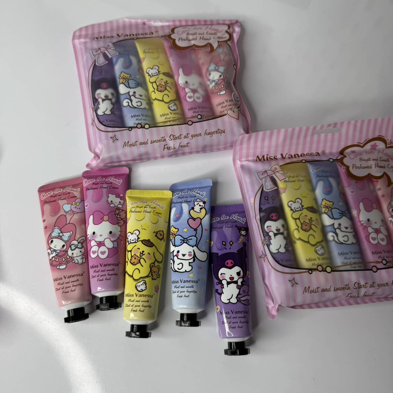 پک کرم سانریو