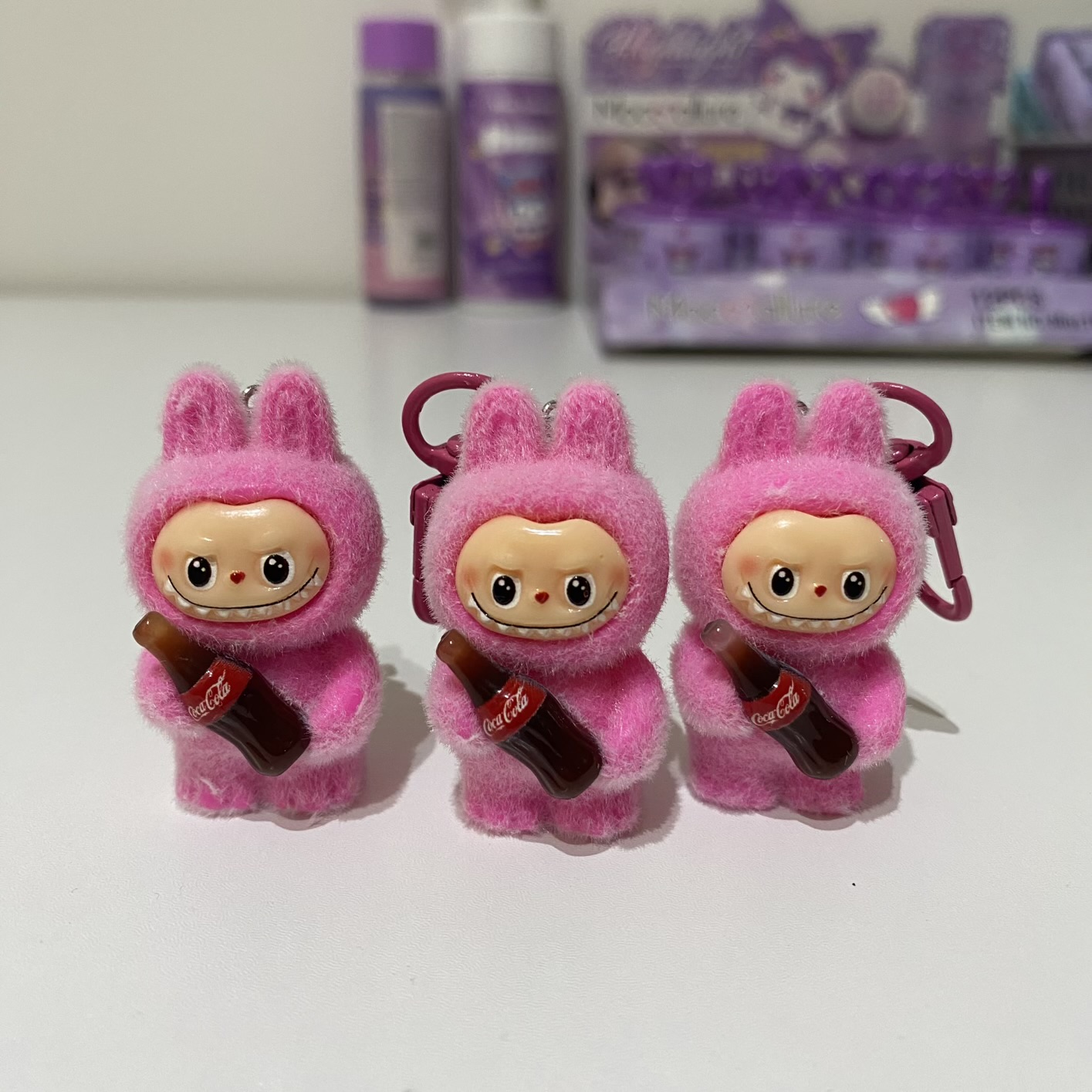 آویز لبوبو‌