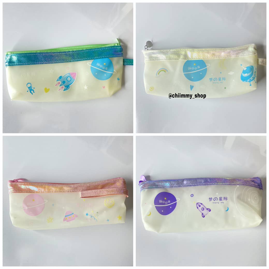 جامدادی فضانورد