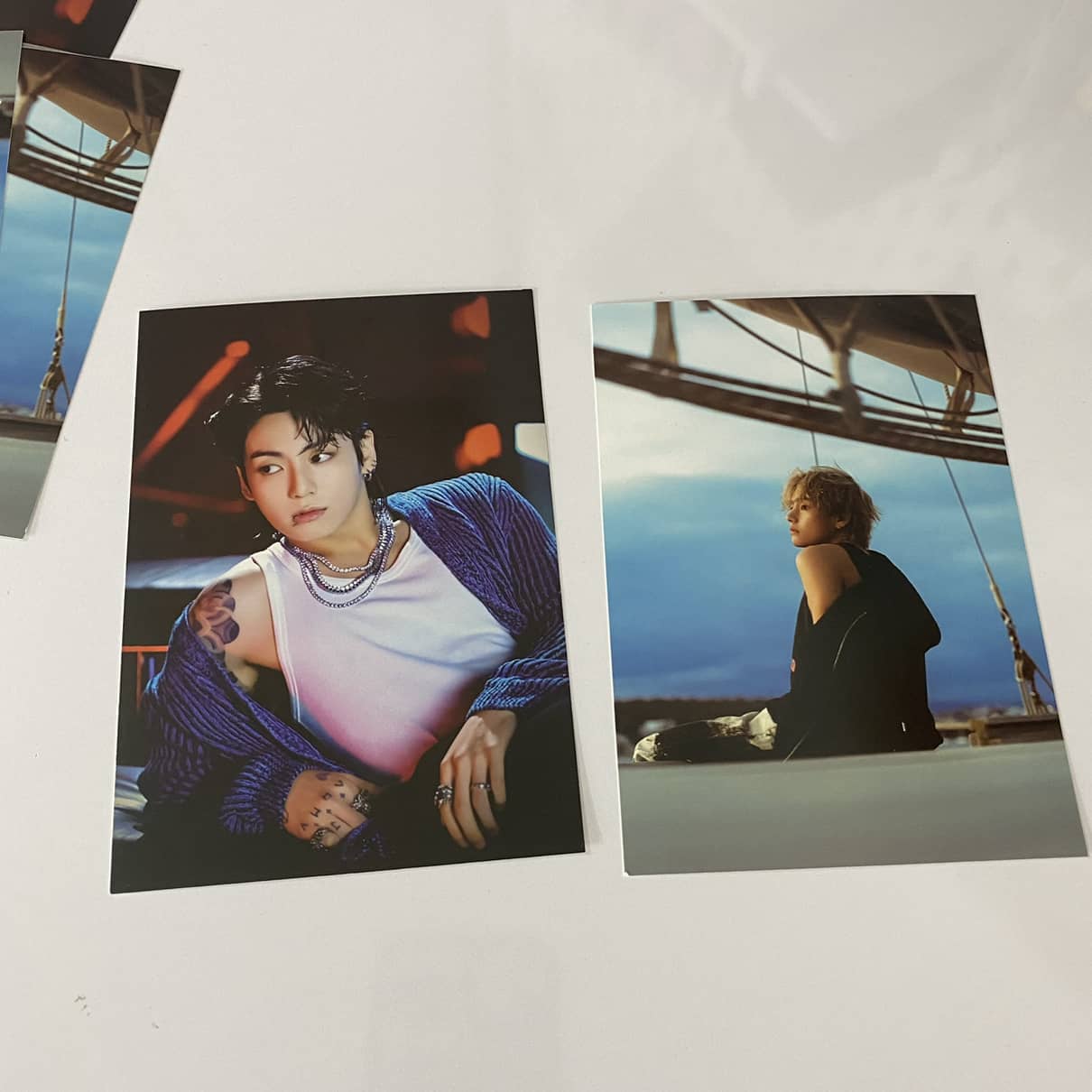 عکس جونگکوک و تهیونگ