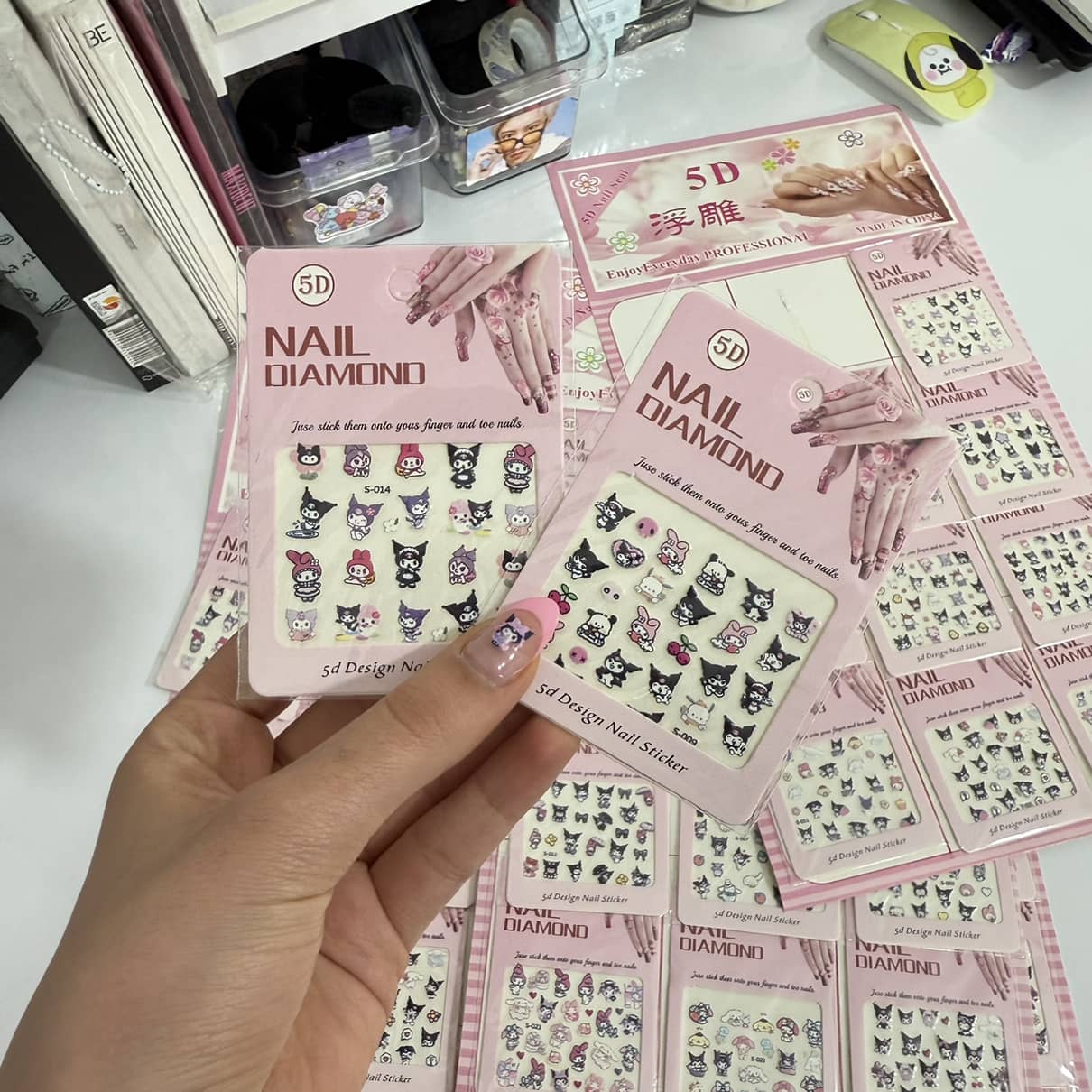 برچسب ناخن سانریو