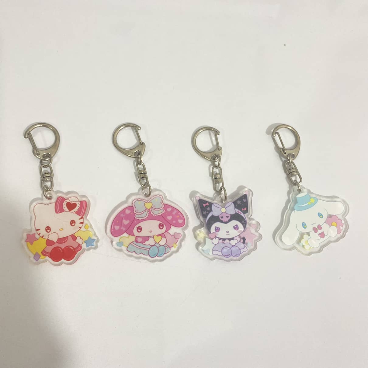 آویز پلکسی سانریو