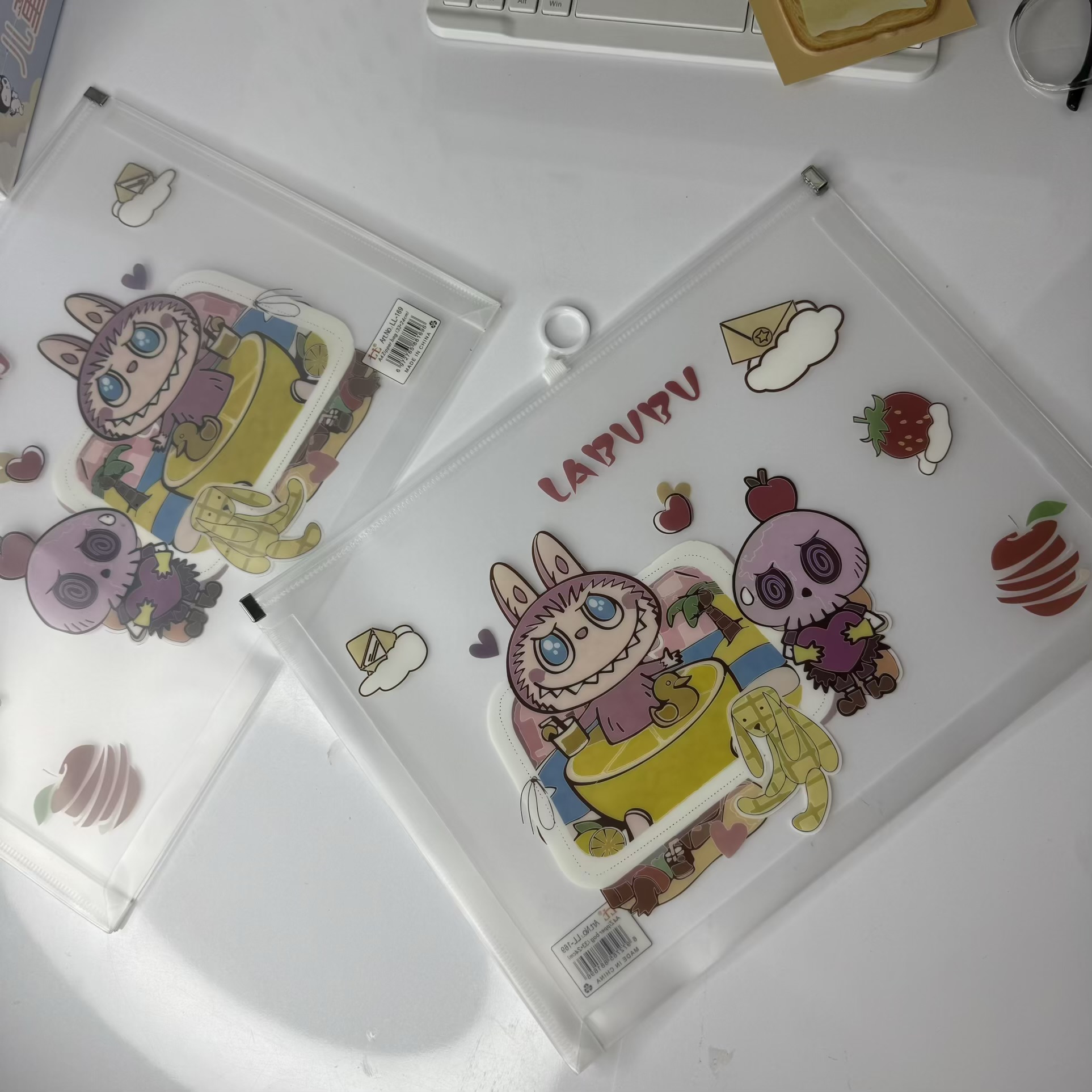 پوشه زیپی لبوبو